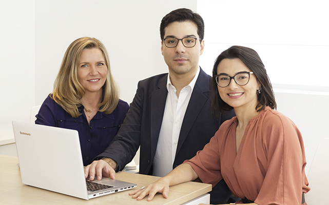 EQUIPE CLINICA LIVAZ